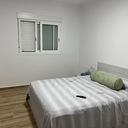Apartments Jota บาร์เซโลนา ภายนอก รูปภาพ
