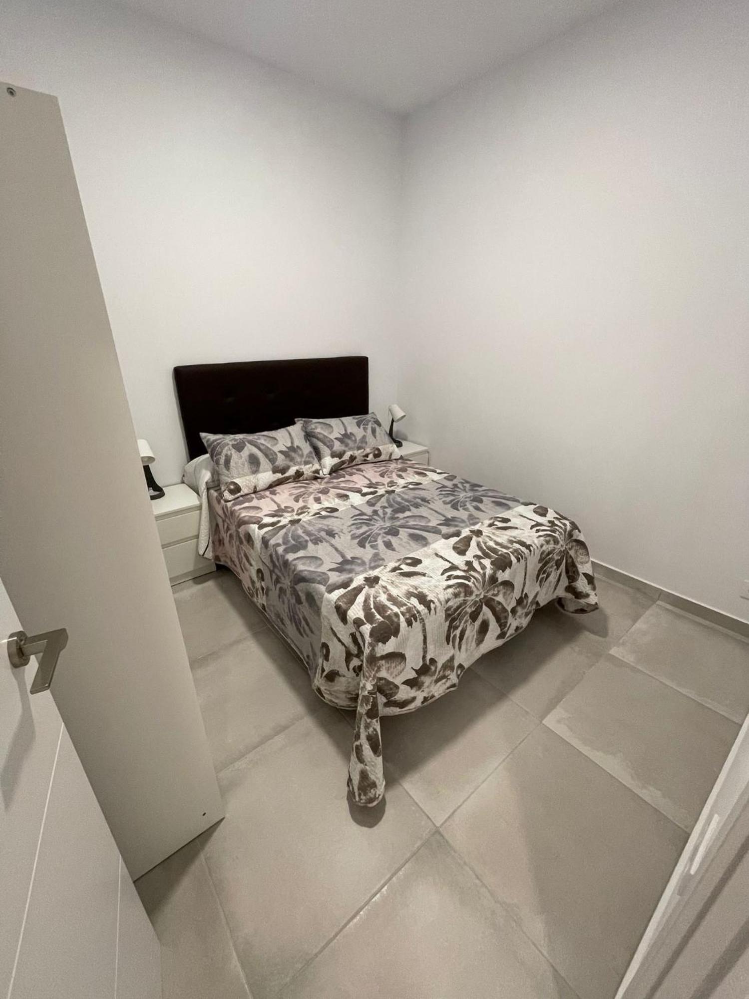 Apartments Jota บาร์เซโลนา ภายนอก รูปภาพ